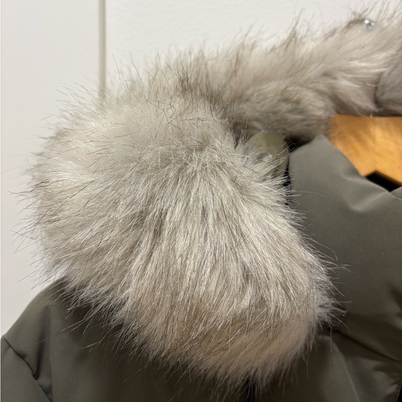 DKNY | Olive Green Winter Parka with Faux Fur Hood - Picture 4 of 6